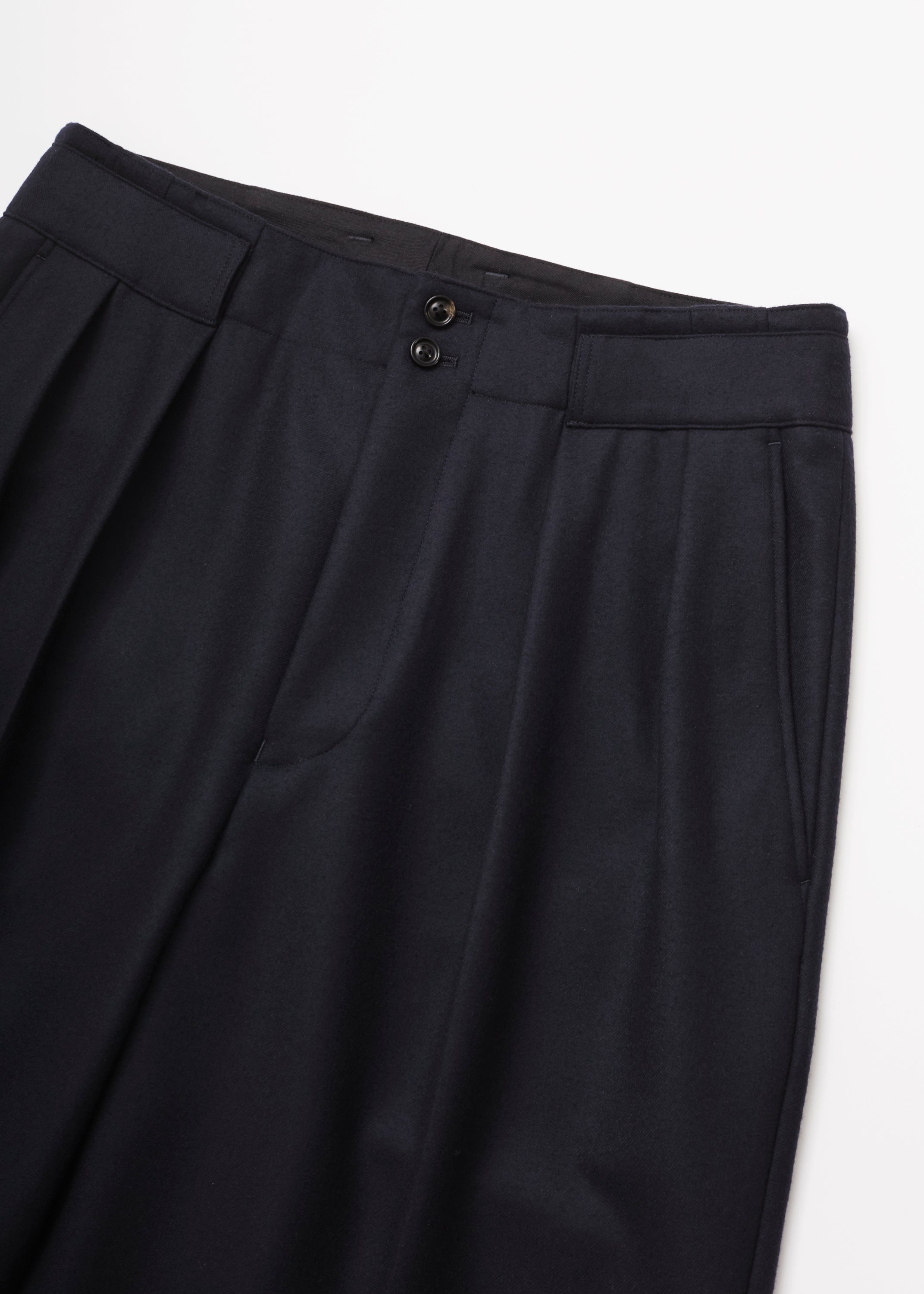 SUPER FINE LIGHT MELTON TUCKED TROUSERS