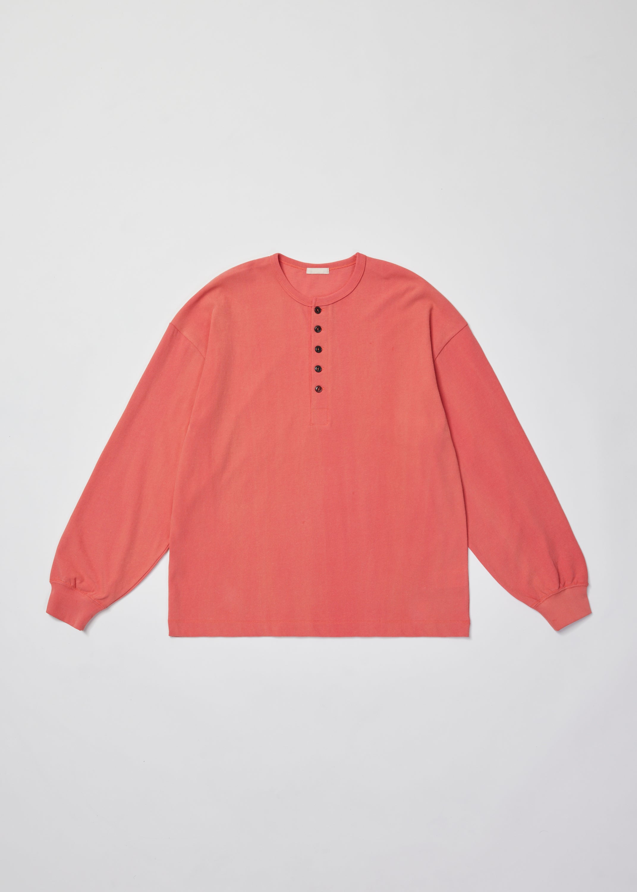 FADED TWIST TENJIKU HENLEY-NECK TOP