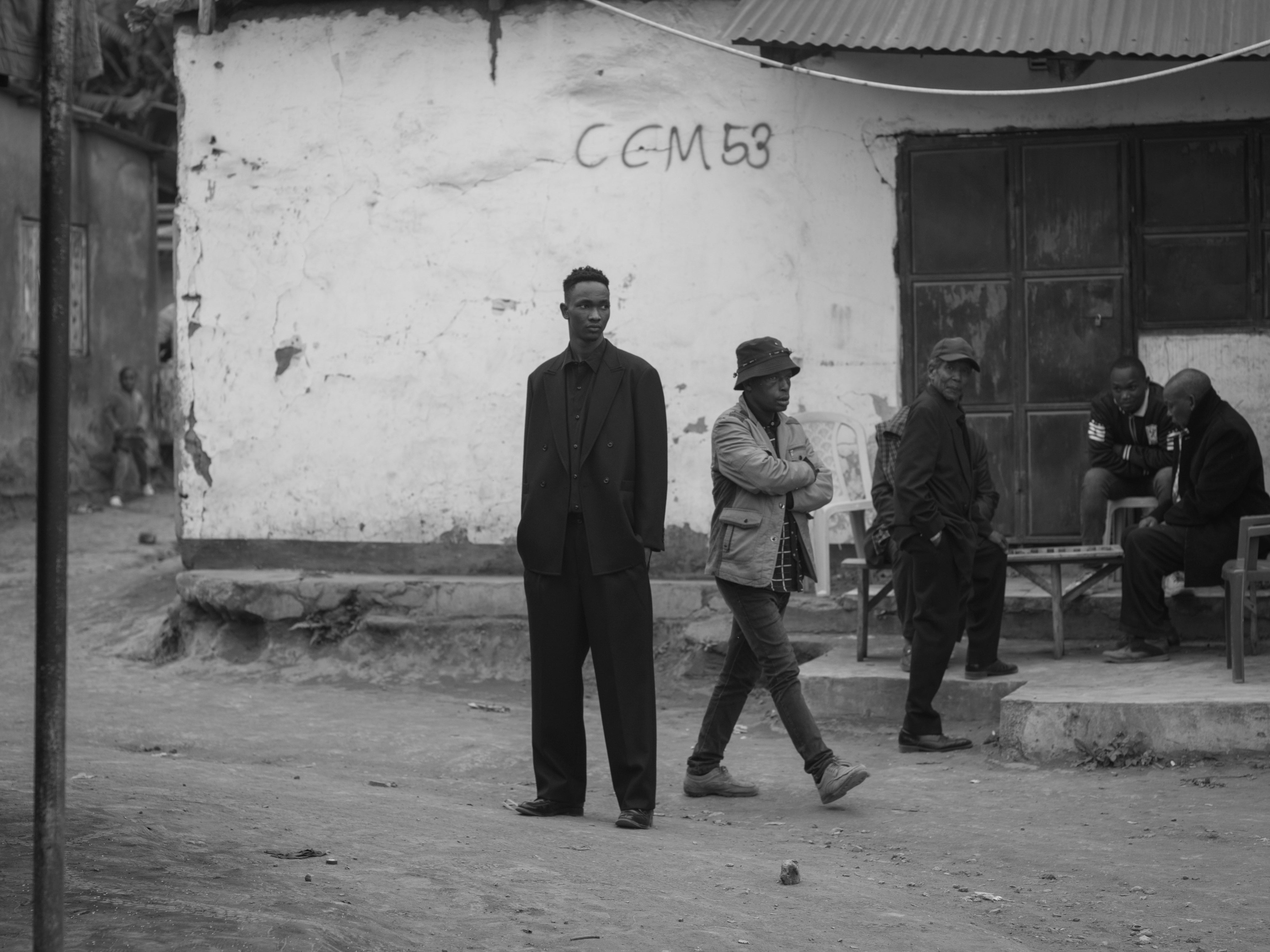 トップス ULTERIOR 6704220053-